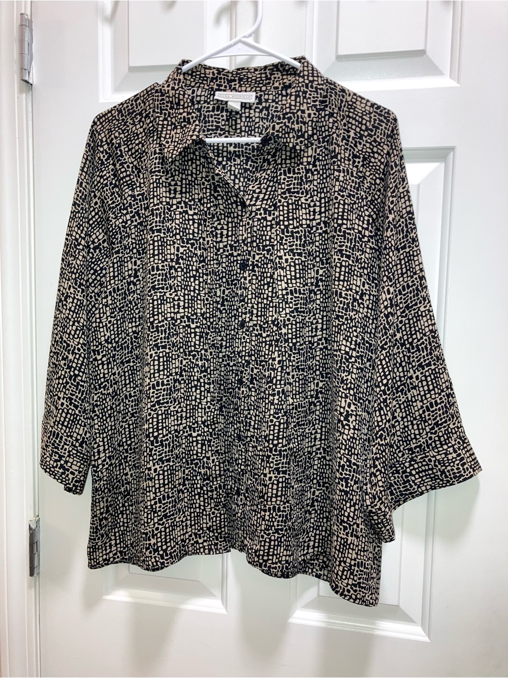 Dana Buchman Black & Grayish Taupe Geometric Long Sleeve Utility Blouse Large